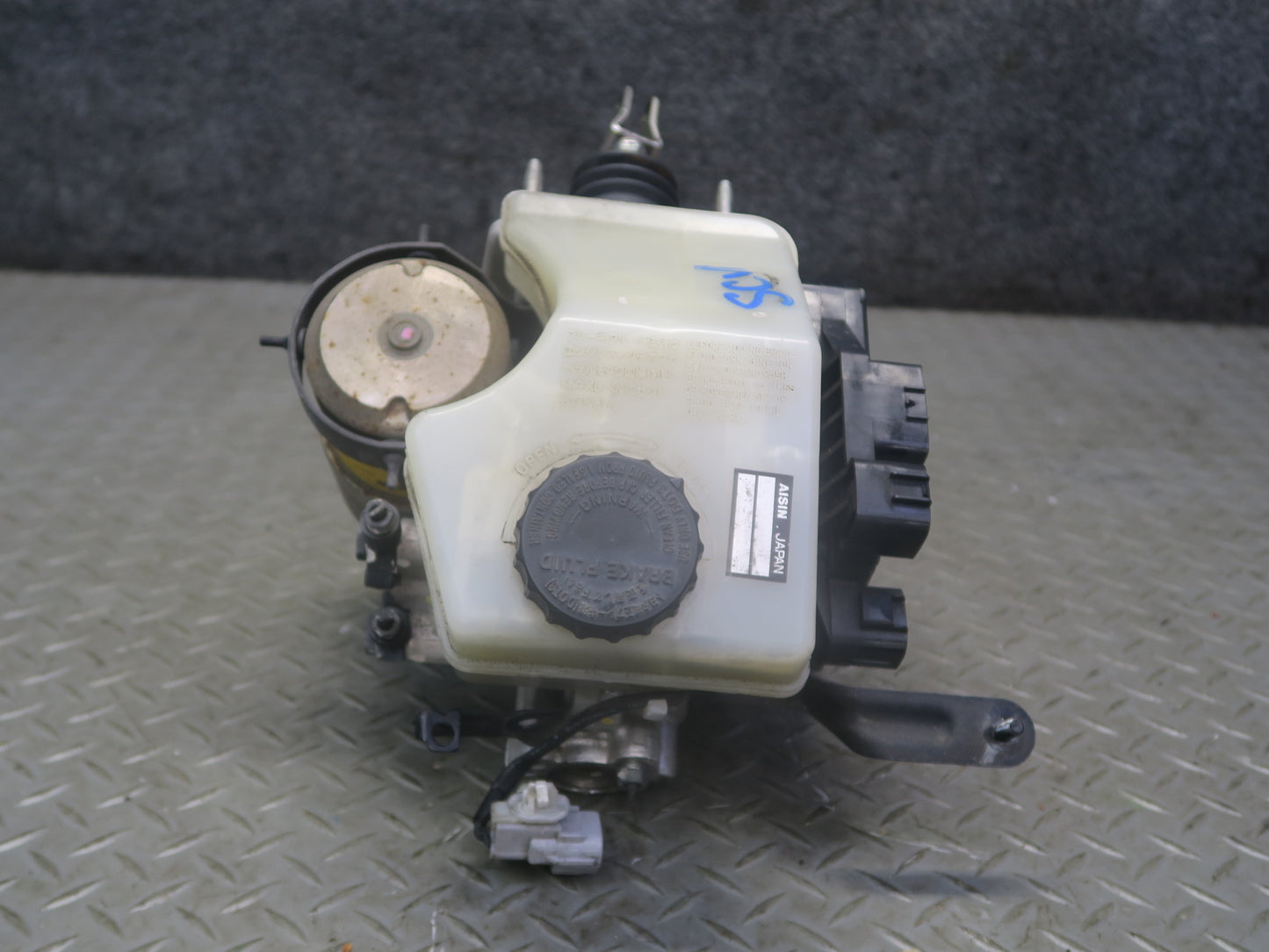 02-10 Lexus SC430 ABS Pump Brake Master Cylinder Booster Fluid Reservoir 74K OEM