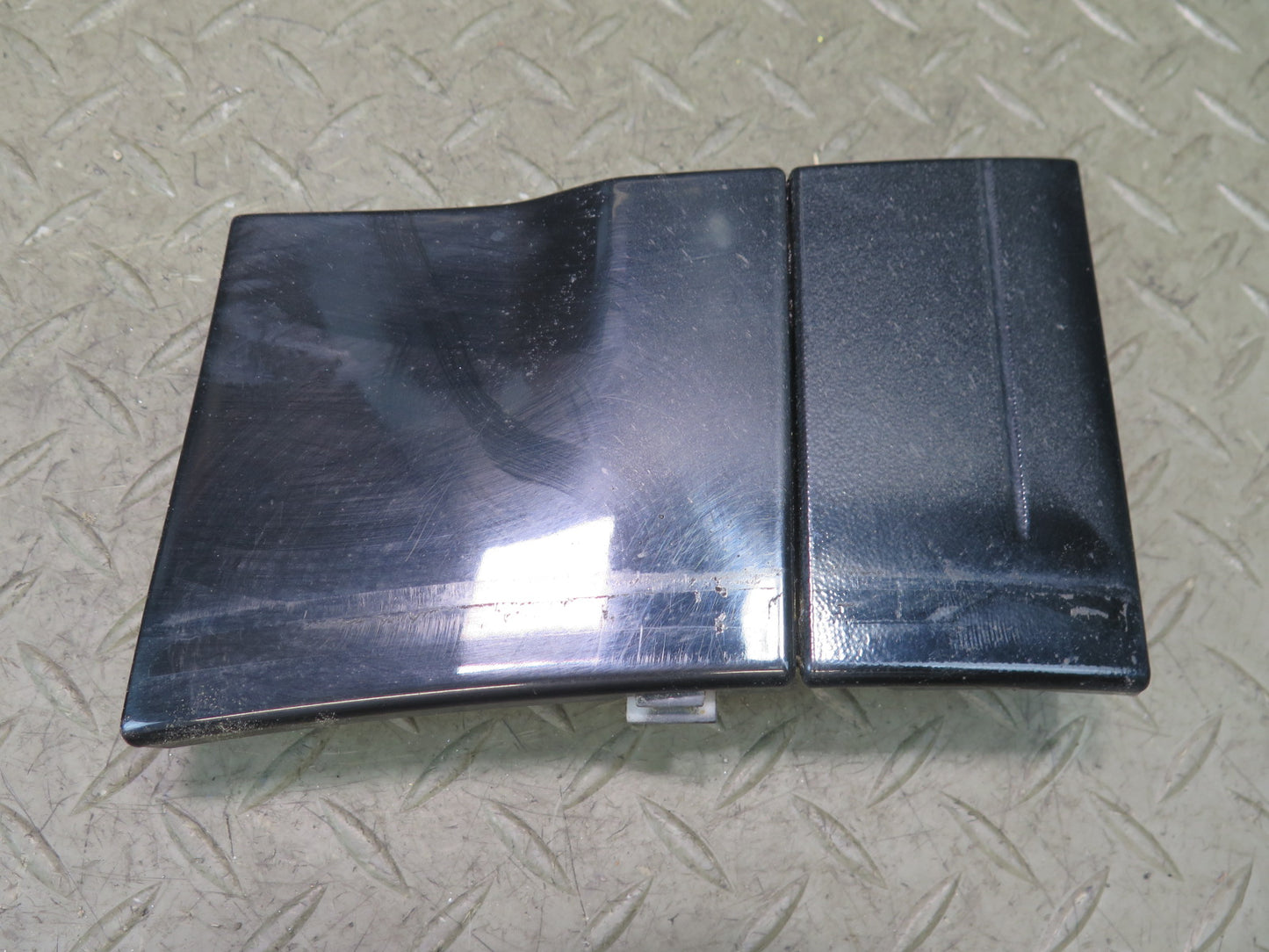 2011-2018 Porsche Cayenne 958 Front Lower Fender Molding Trim Cover Set of 2
