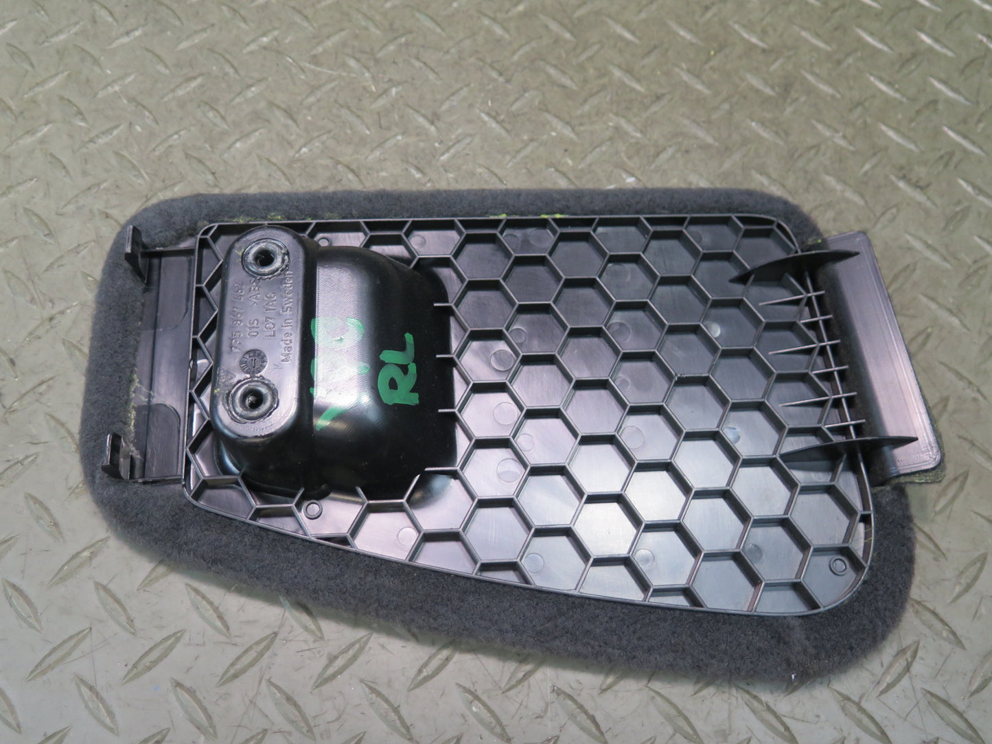 2011-2018 Porsche Cayenne 958 Rear Right Trunk Access Lid Trim Carpet Cover
