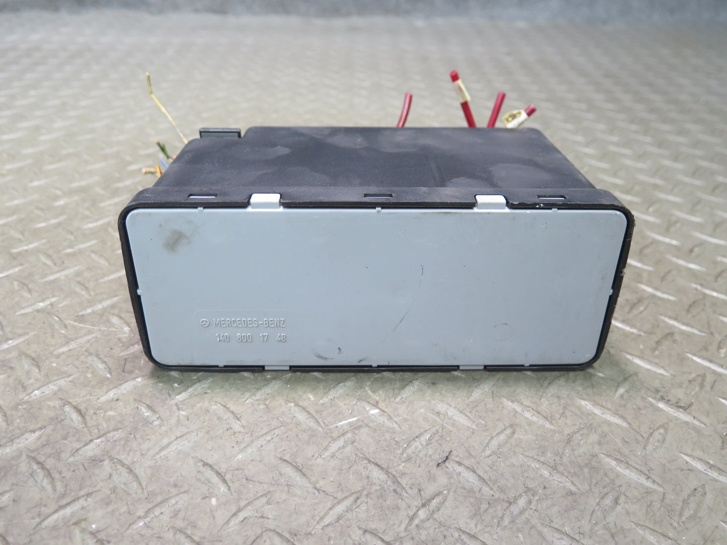 94-99 Mercedes W140 S500 Central Door Lock Locking Vacuum Pump 1408001748 OEM