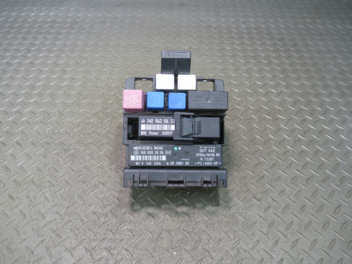 94-99 Mercedes W140 S420 S500 Headlight Blinker Hazard Fuse Relay Box Module OEM