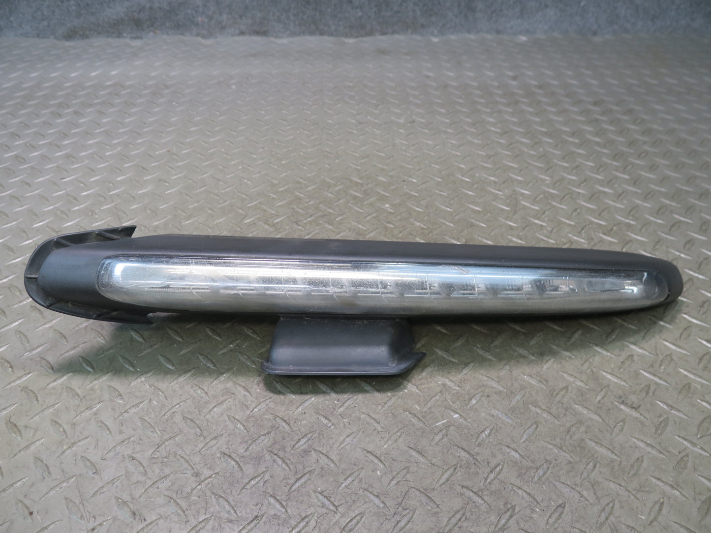 2011-2014 Porsche Cayenne 958 Front Right LED Turn Signal Light Lamp 7P5941182C