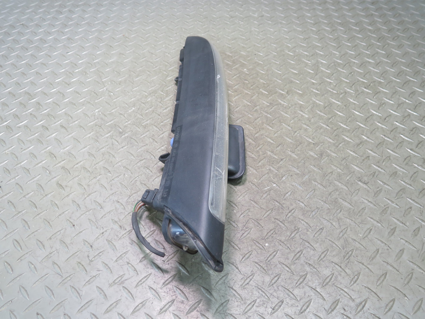 2011-2014 Porsche Cayenne 958 Front Right LED Turn Signal Light Lamp 7P5941182C