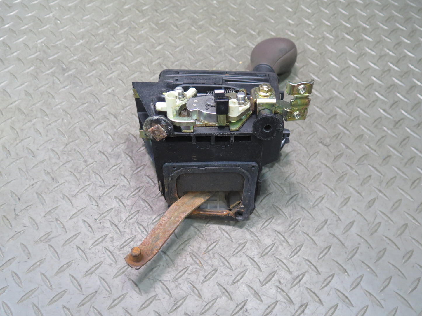 94-95 Mercedes W140 A/T Automatic Transmission Gear Shifter 1402670437 OEM