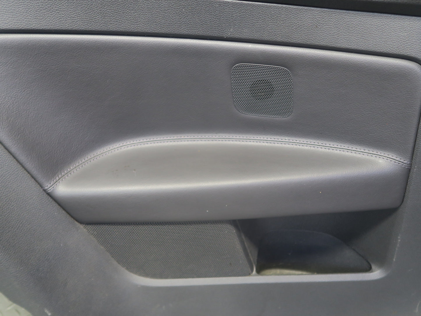 06-09 VW Golf MK5 R32 2DOOR Set of 2 Rear Quarter Interior Trim Cover Panel OEM