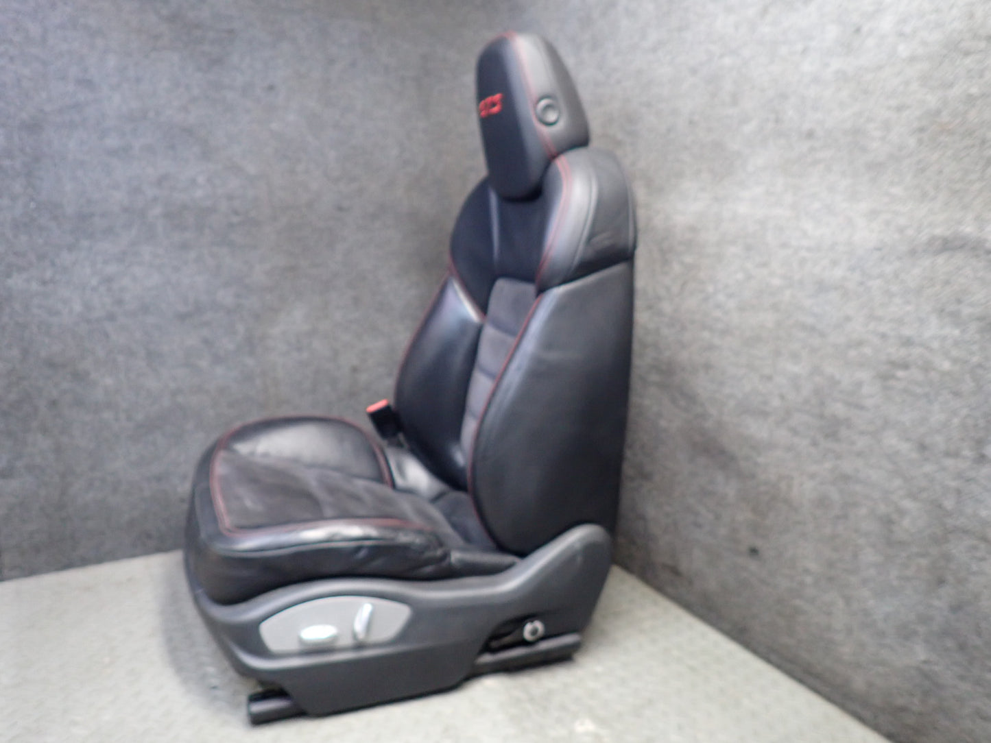 2013-2018 Porsche Cayenne 958 GTS Front & Rear Leather Alcantara Black Seat Set