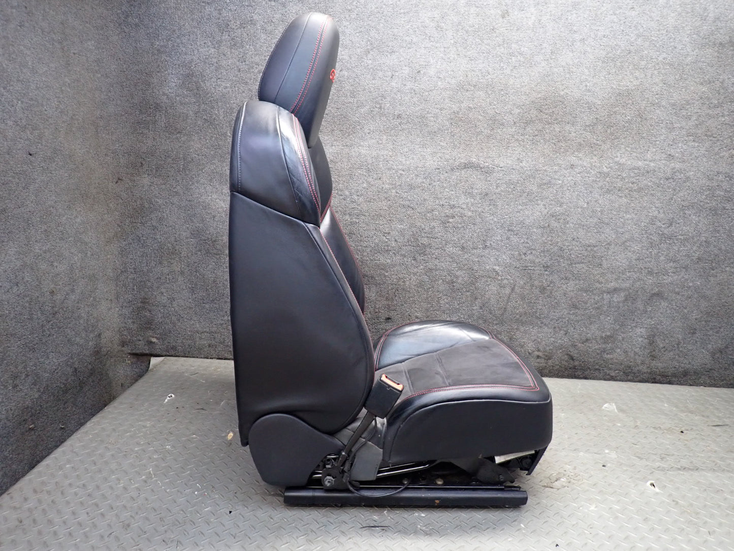 2013-2018 Porsche Cayenne 958 GTS Front & Rear Leather Alcantara Black Seat Set