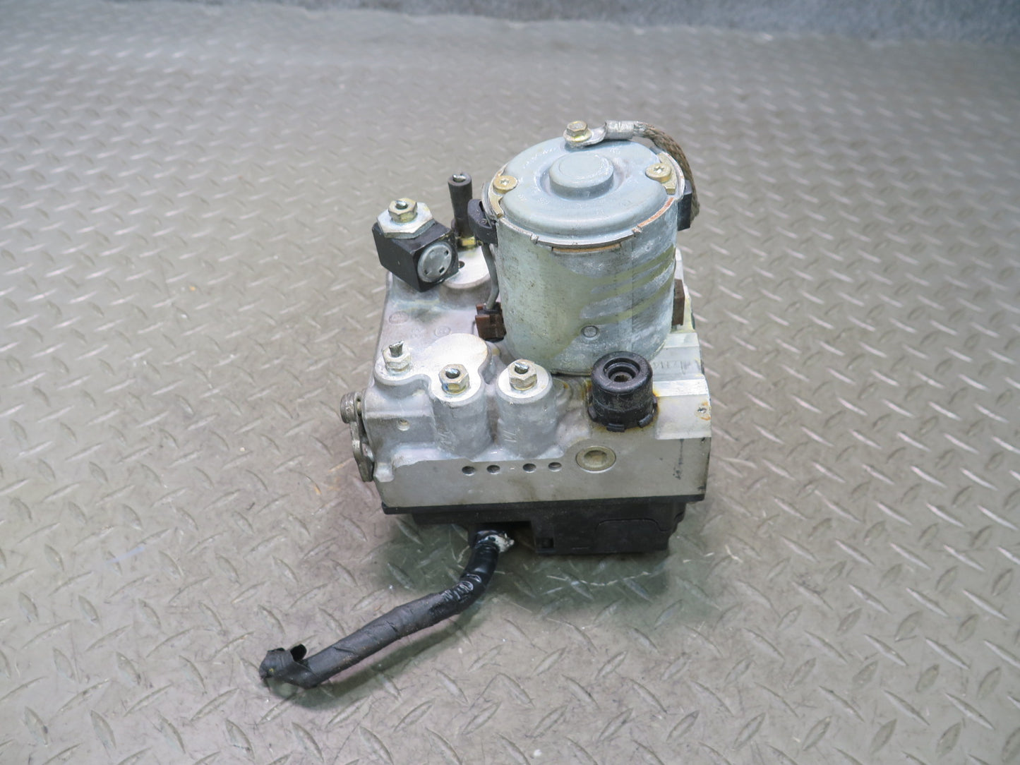 1995 Mercedes W140 S500 RWD Anti Lock Brake ABS Pump Module OEM