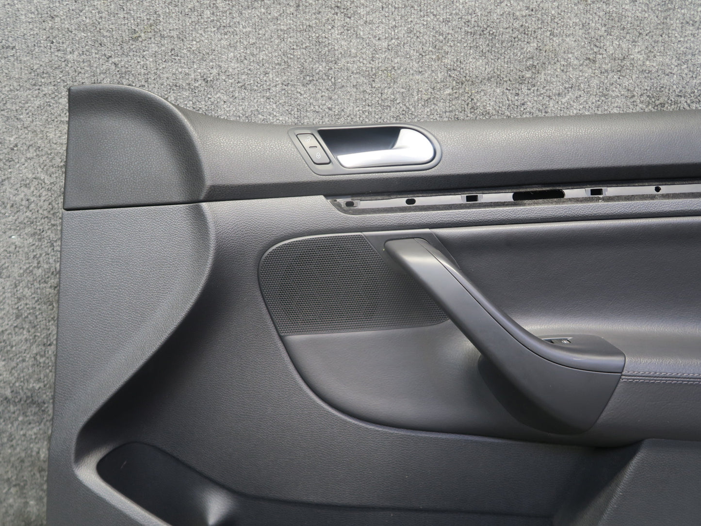 06-09 VW Golf MK5 R32 2DOOR Left & Right Door Interior Trim Cover Panel Set OEM