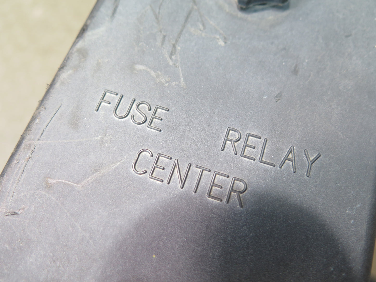 97-98 Chevrolet Corvette C5 Engine Bay Fuse Relay Box Module 12161017 OEM