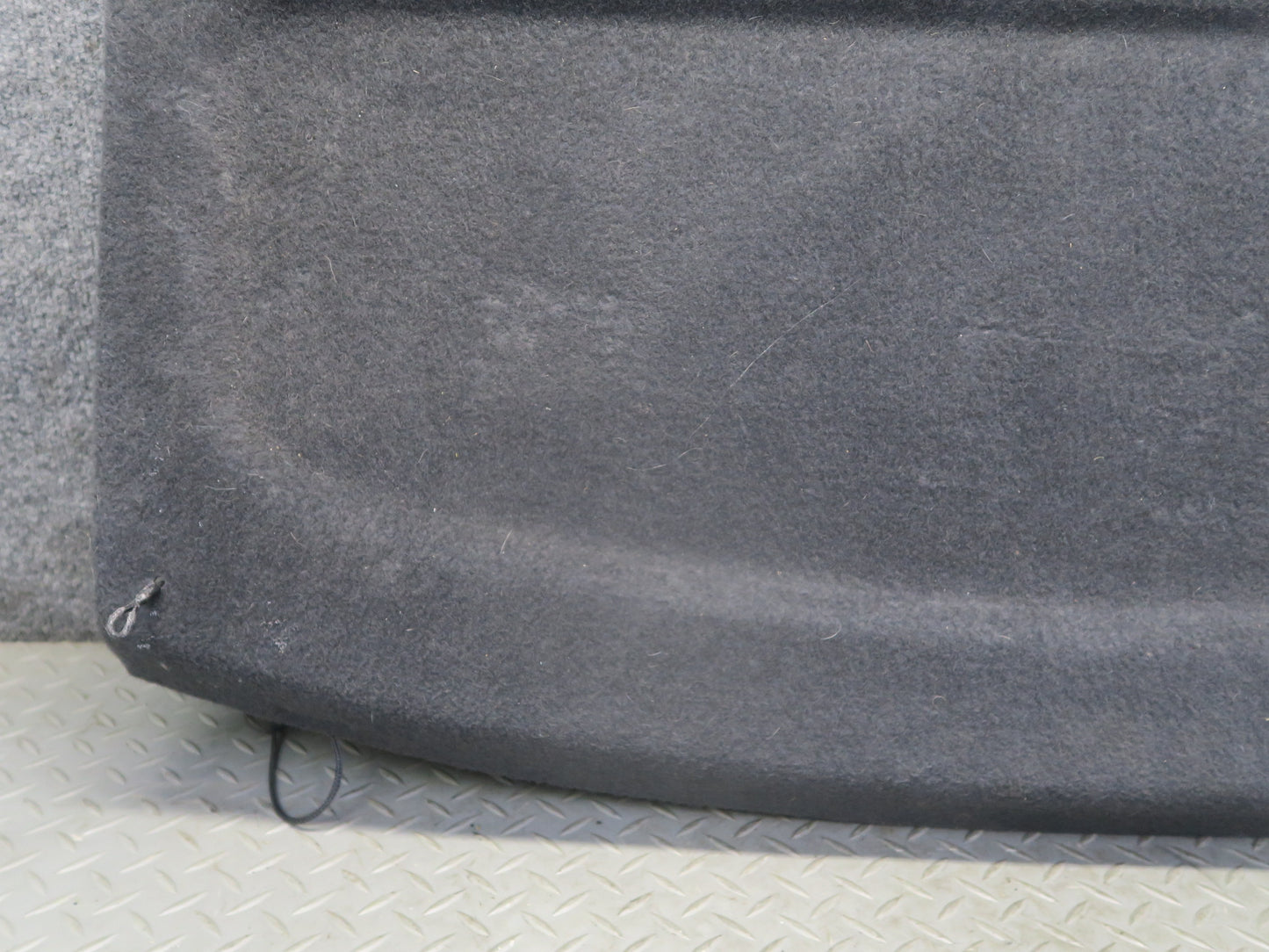 06-09 Volkswagen VW Golf MK5 R32 Rear Cargo Parcel Shelf Panel Black OEM
