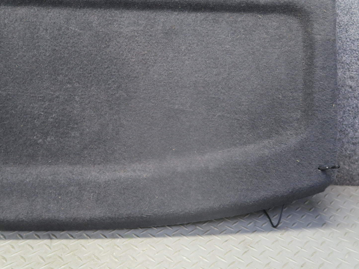 06-09 Volkswagen VW Golf MK5 R32 Rear Cargo Parcel Shelf Panel Black OEM