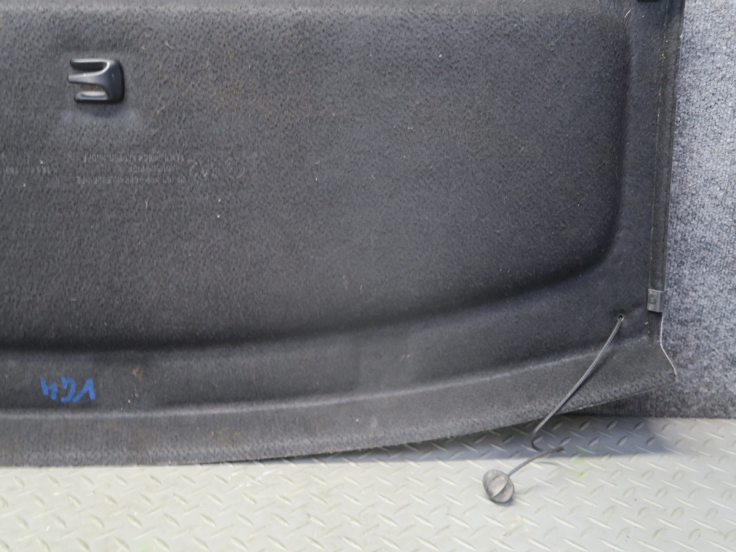 06-09 Volkswagen VW Golf MK5 R32 Rear Cargo Parcel Shelf Panel Black OEM