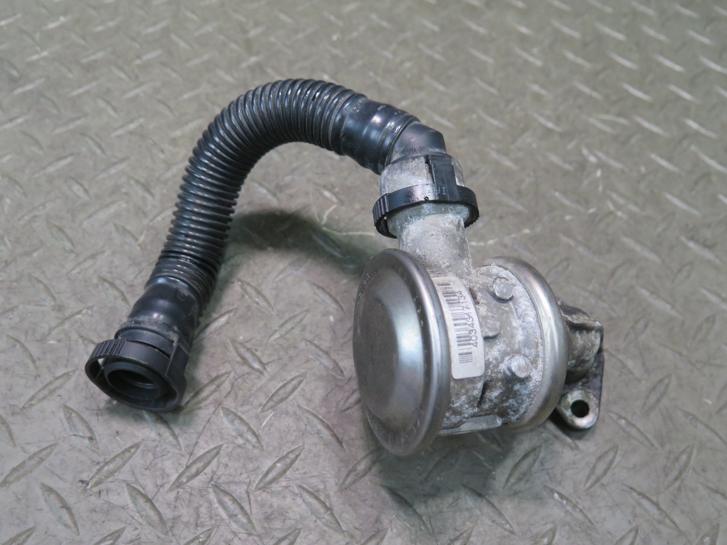 03-05 BMW E85 Z4 Air Pump Control Valve w Hose OEM