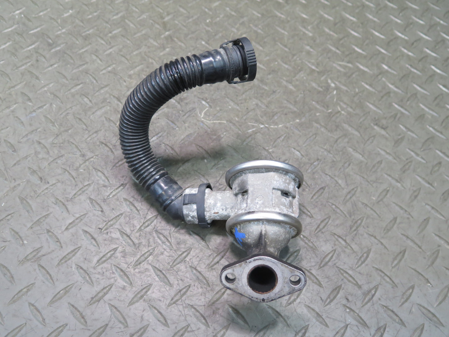 03-05 BMW E85 Z4 Air Pump Control Valve w Hose OEM