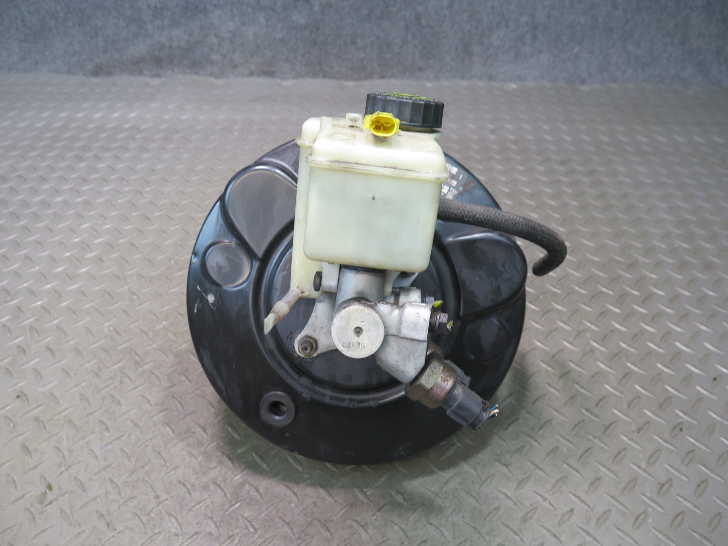 03-06 BMW E86 E85 Z4 Brake Master Cylinder Booster Fluid Reservoir Tank OEM