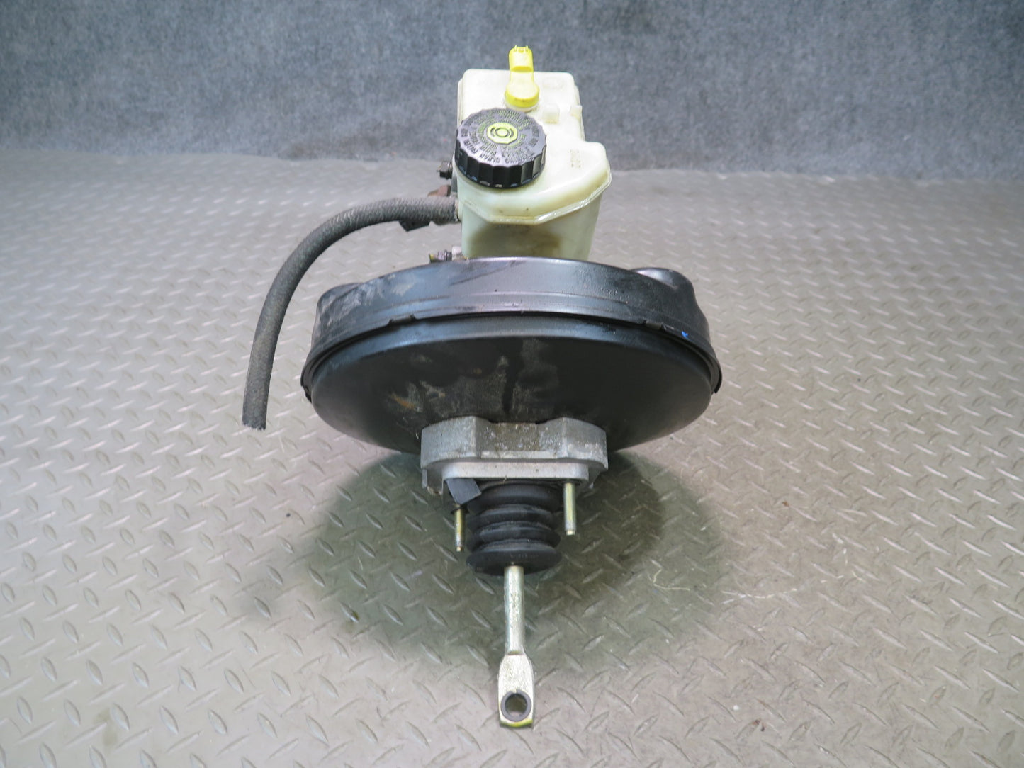 03-06 BMW E86 E85 Z4 Brake Master Cylinder Booster Fluid Reservoir Tank OEM