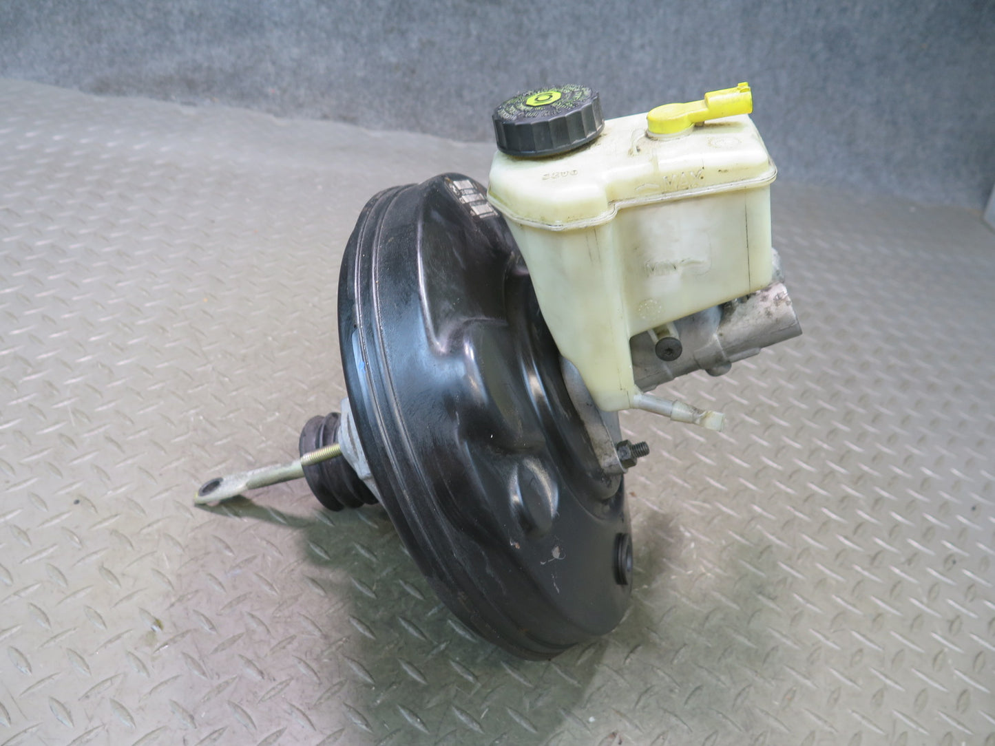 03-06 BMW E86 E85 Z4 Brake Master Cylinder Booster Fluid Reservoir Tank OEM