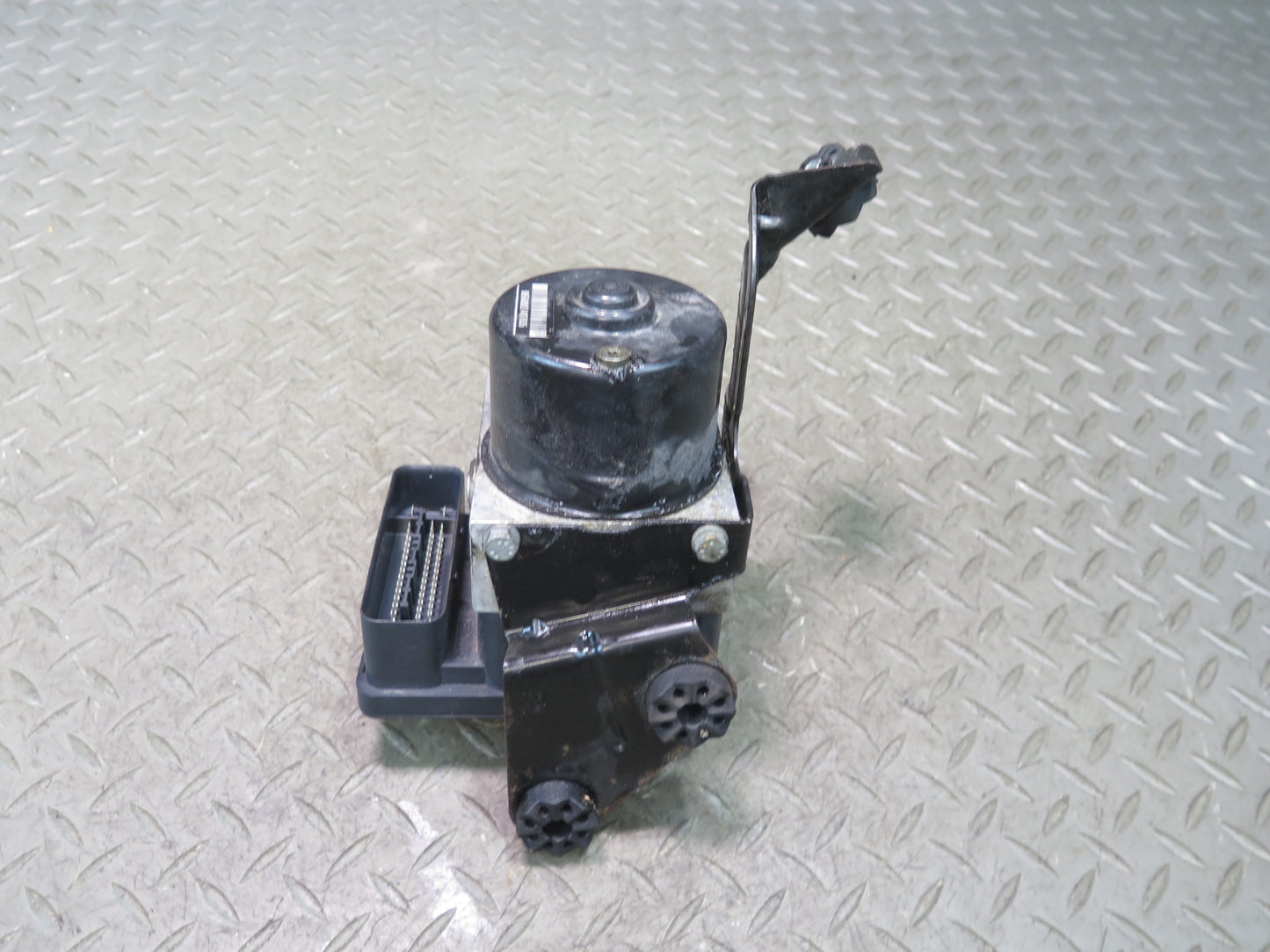 03-05 BMW E85 Z4 3.0L RWD Anti Lock Brake ABS DSC Pump Module 6762867 OEM