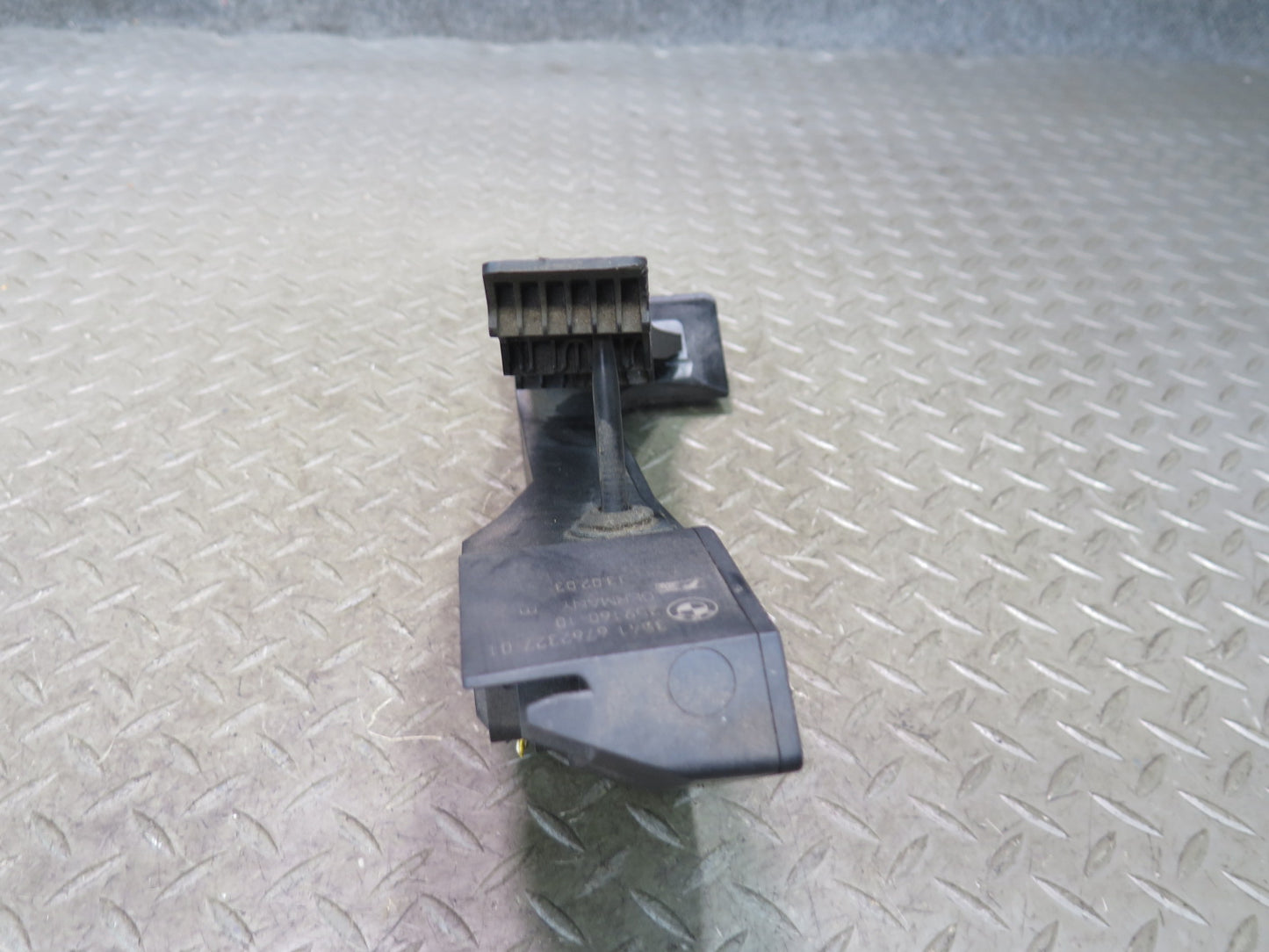 03-08 BMW E85 Z4 M/T Gas Acceleration Pedal Sensor 6762327 OEM