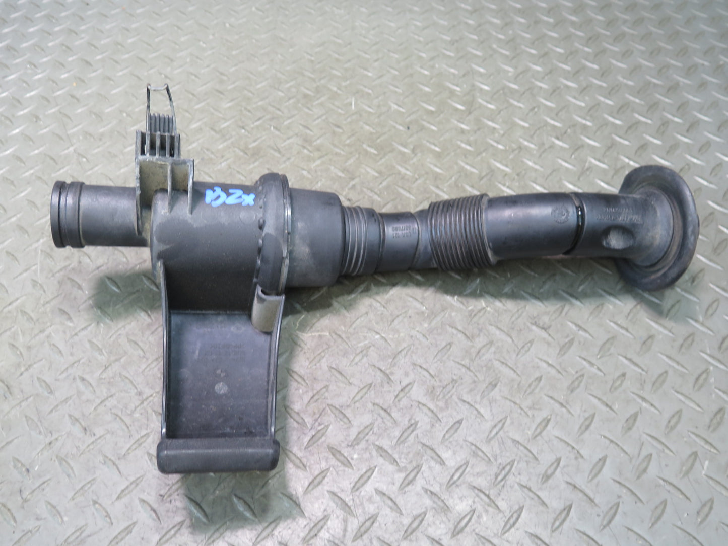 03-08 BMW E85 Z4 Air Intake Acoustic Resonator Hose Tube Pipe 7514864 OEM