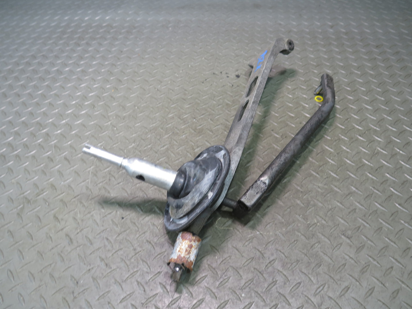 03-08 BMW E85 E86 Z4 3.0L M/T Manual Transmission Gear Shifter Arm Linkage OEM