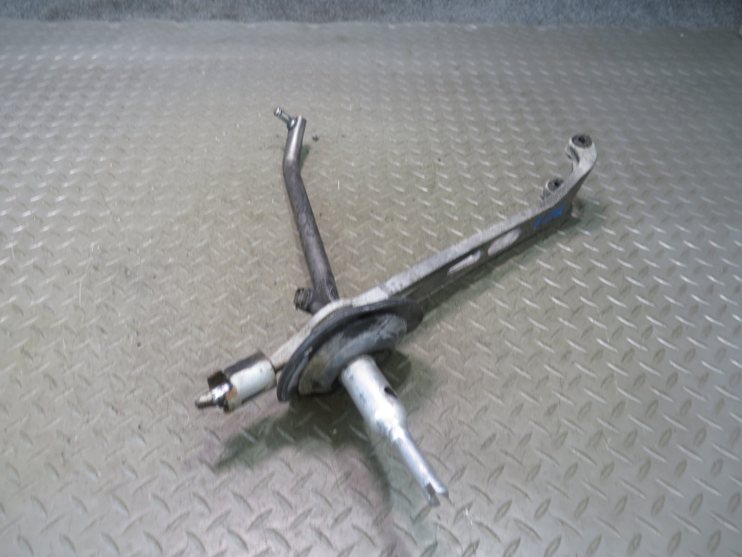 03-08 BMW E85 E86 Z4 3.0L M/T Manual Transmission Gear Shifter Arm Linkage OEM