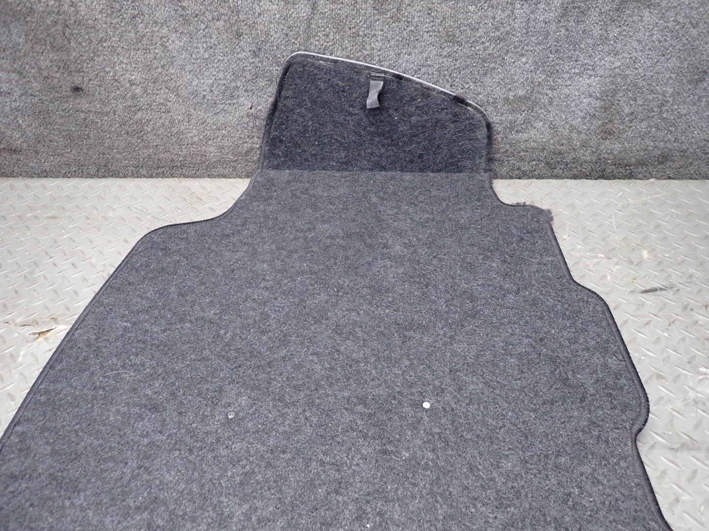 01-05 Lexus JCE10L IS300 Sedan Rear Trunk Floor MAT Carpet Cover Set OEM