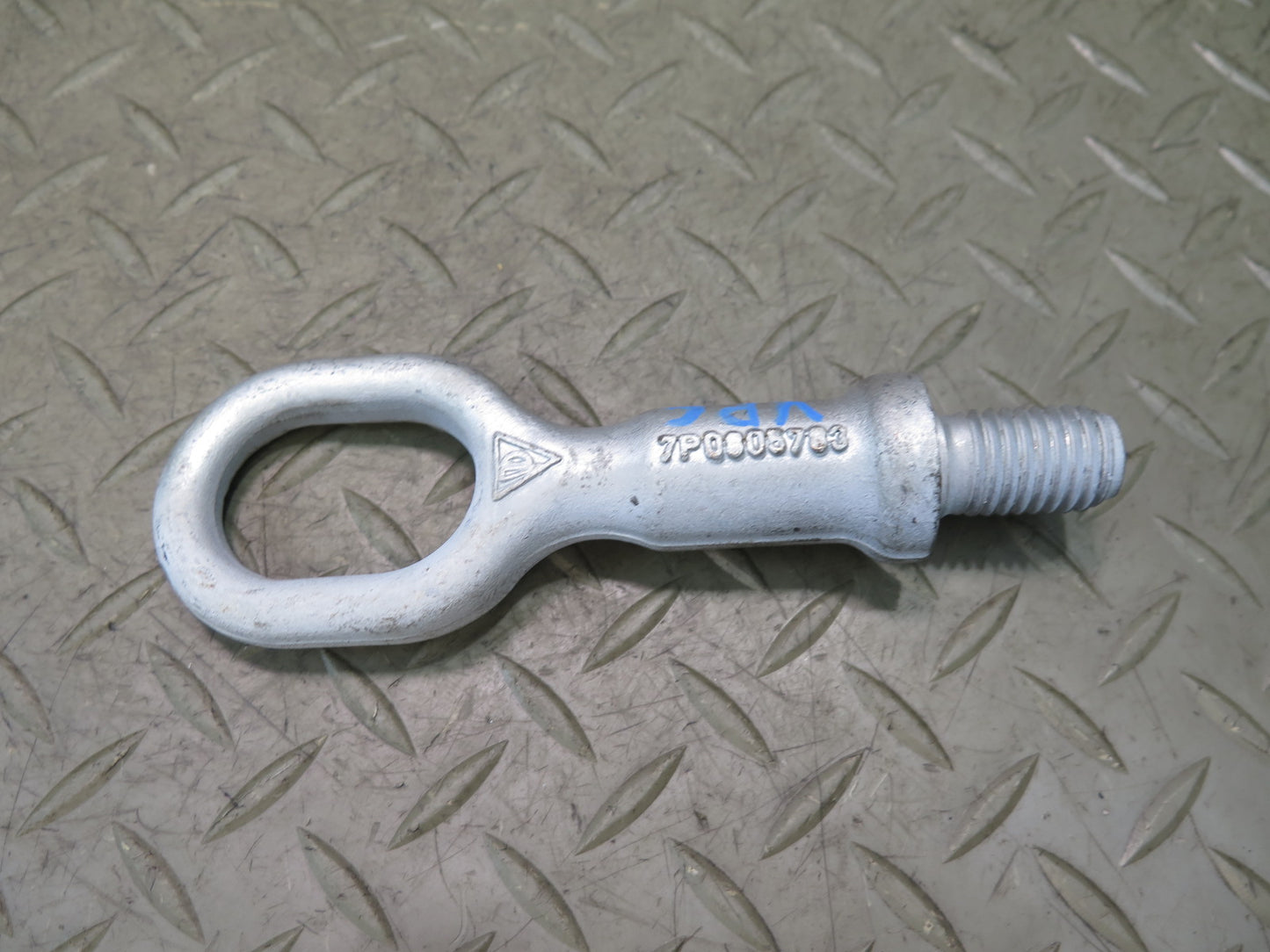 2011-2018 Porsche Cayenne 958 Emergency Tool Towing TOW Hook Loop EYE Set