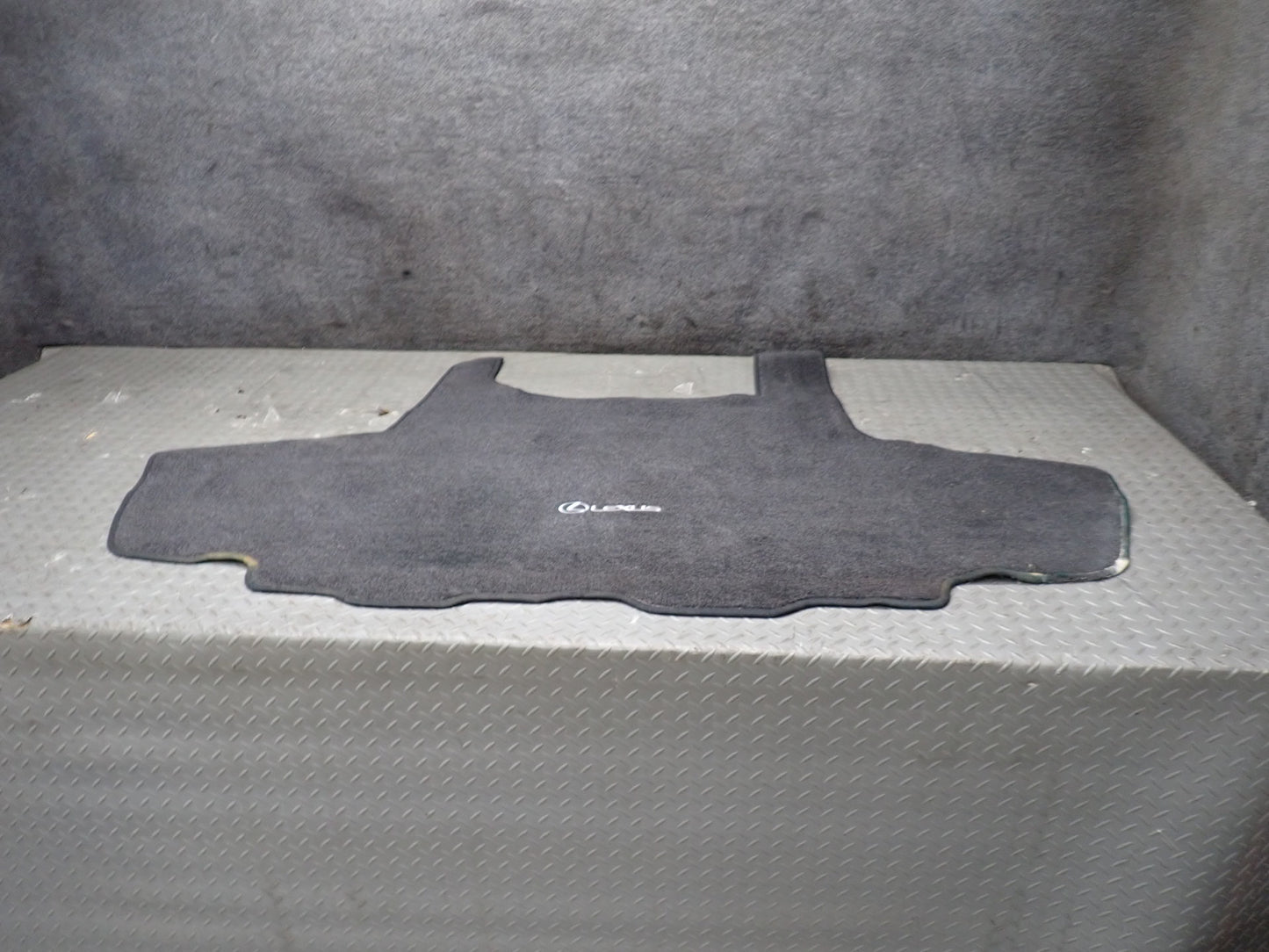 01-05 Lexus JCE10L IS300 Sedan Rear Trunk Floor MAT Carpet Cover Set OEM