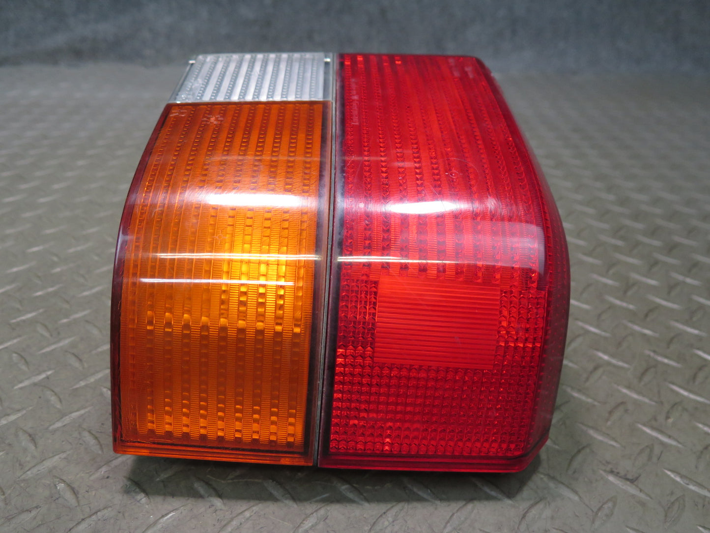 99-03 VW Eurovan T4 Set of 2 Rear Left & Right Tail Light Lamp OEM