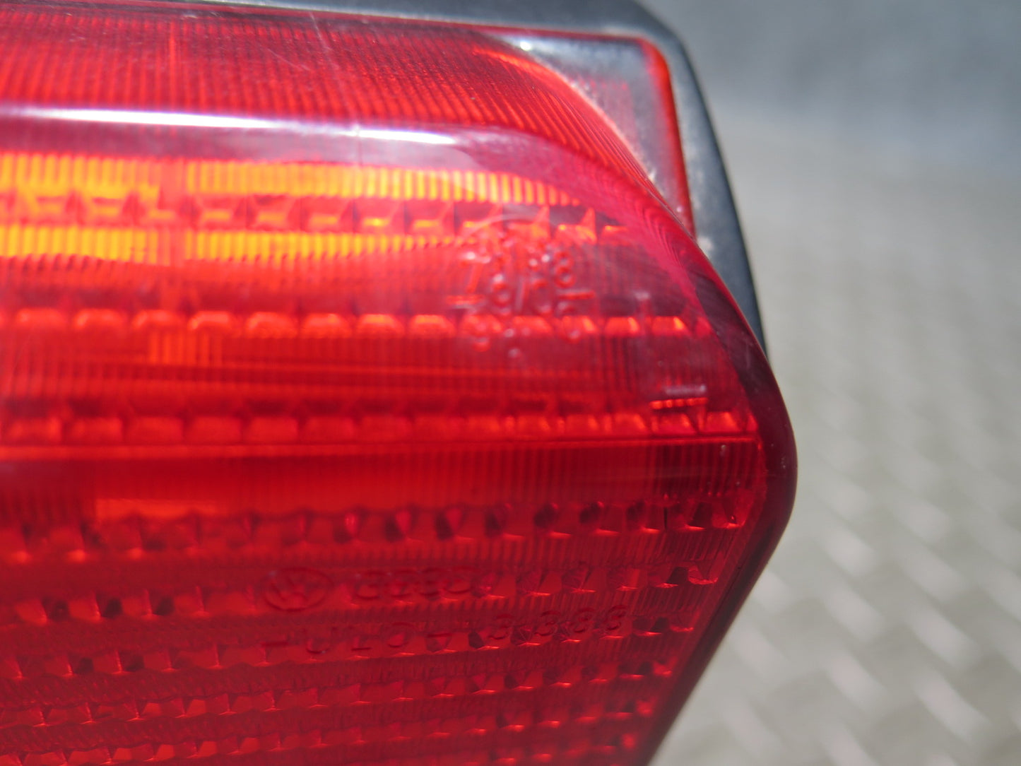 99-03 VW Eurovan T4 Set of 2 Rear Left & Right Tail Light Lamp OEM