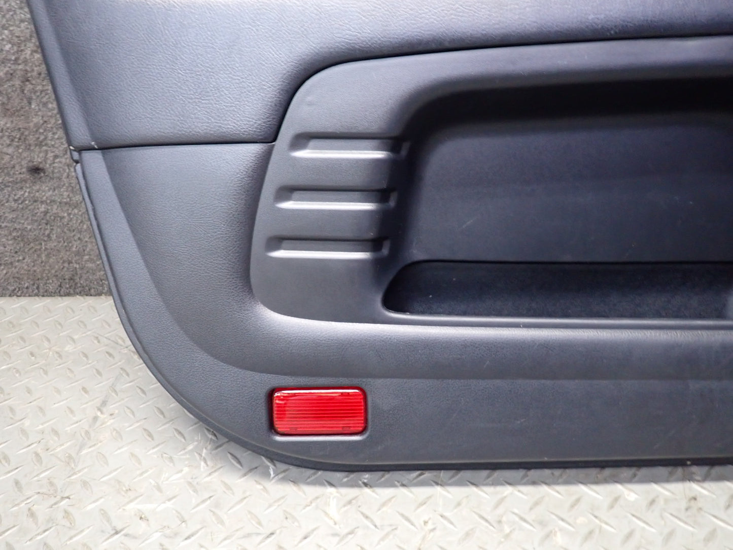 2003 Lexus JCE10L IS300 Sedan Set of 2 Front Door Interior Trim Cover Panel OEM