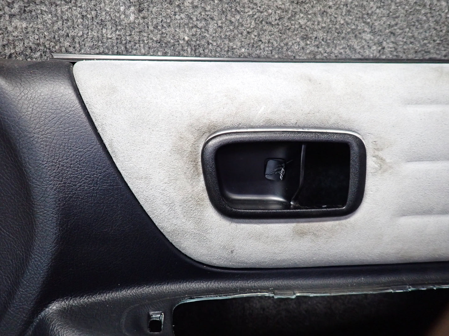 2003 Lexus JCE10L IS300 Sedan Set of 2 Front Door Interior Trim Cover Panel OEM