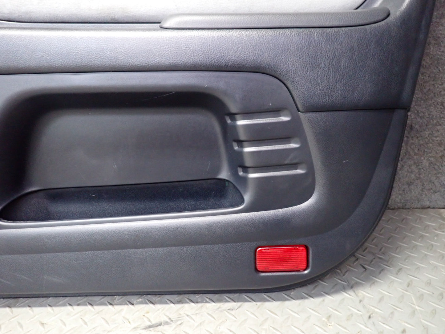 2003 Lexus JCE10L IS300 Sedan Set of 2 Front Door Interior Trim Cover Panel OEM