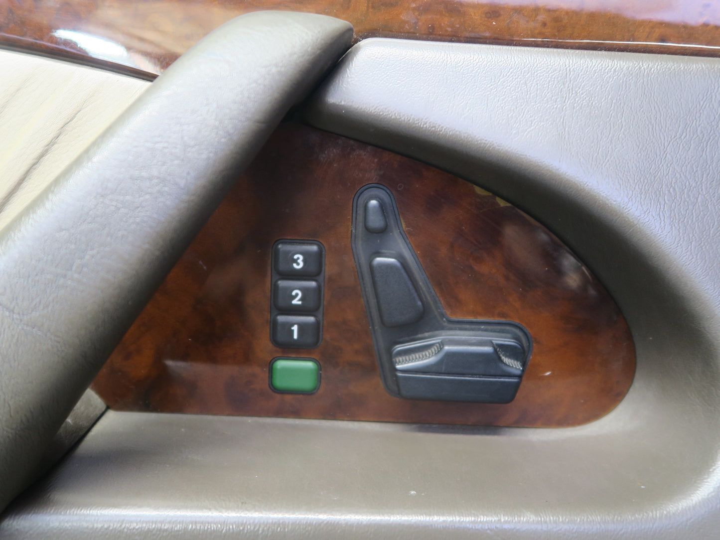 94-99 Mercedes W140 S500 Front Left & Right Door Interior Trim Panel Set OEM