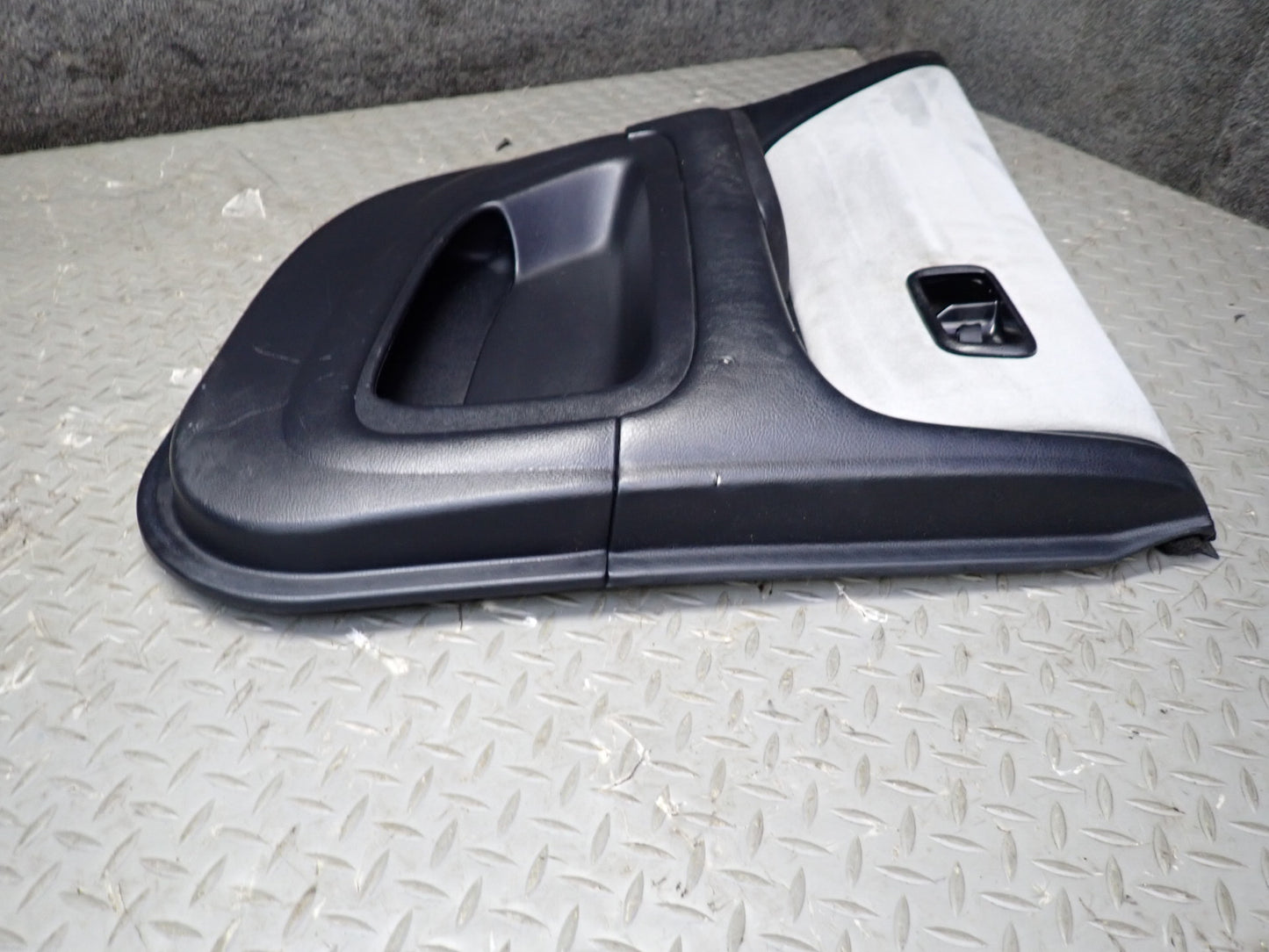 2003 Lexus JCE10L IS300 Sedan Set of 2 Rear Door Interior Trim Cover Panel OEM