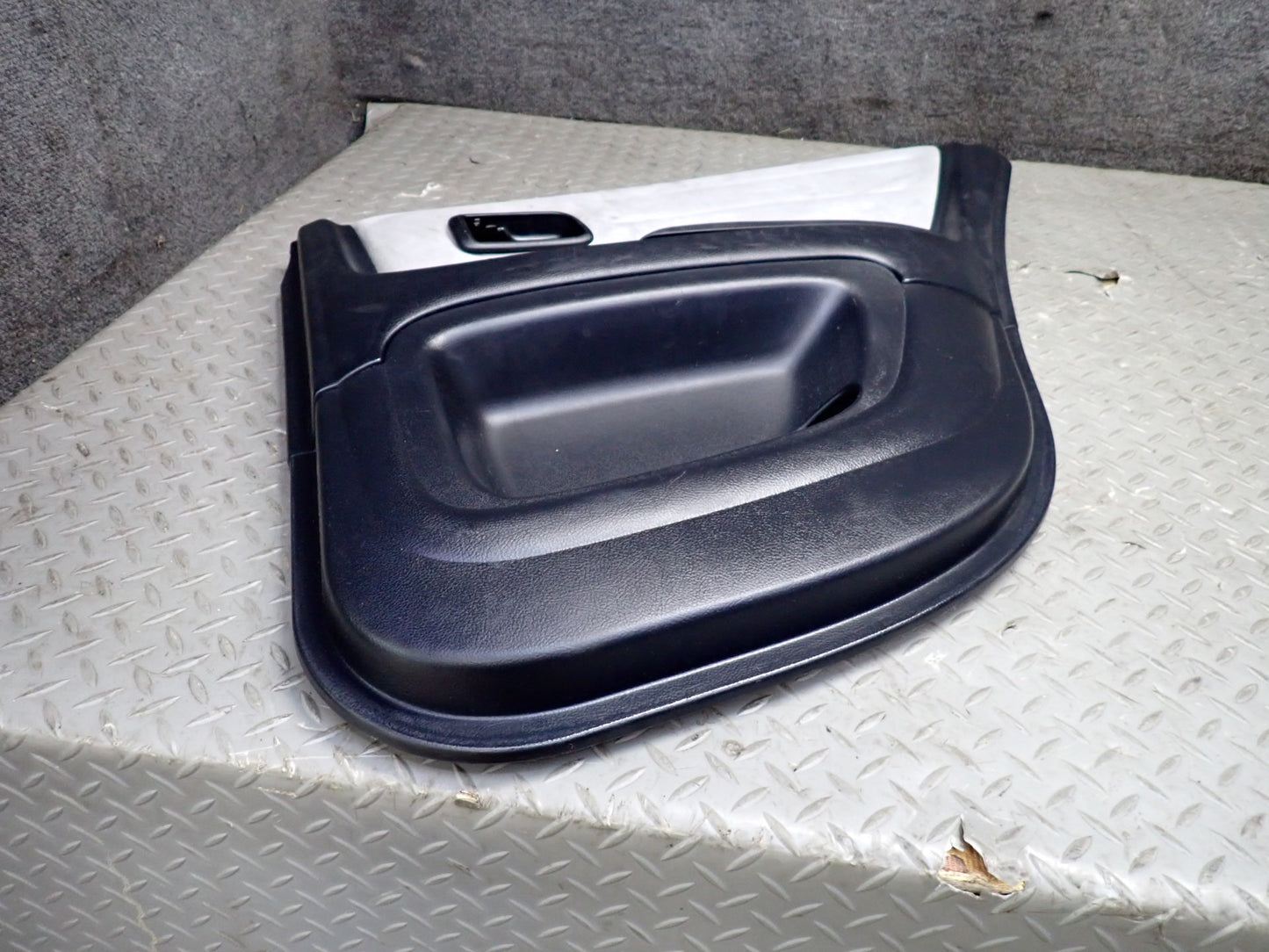 2003 Lexus JCE10L IS300 Sedan Set of 2 Rear Door Interior Trim Cover Panel OEM