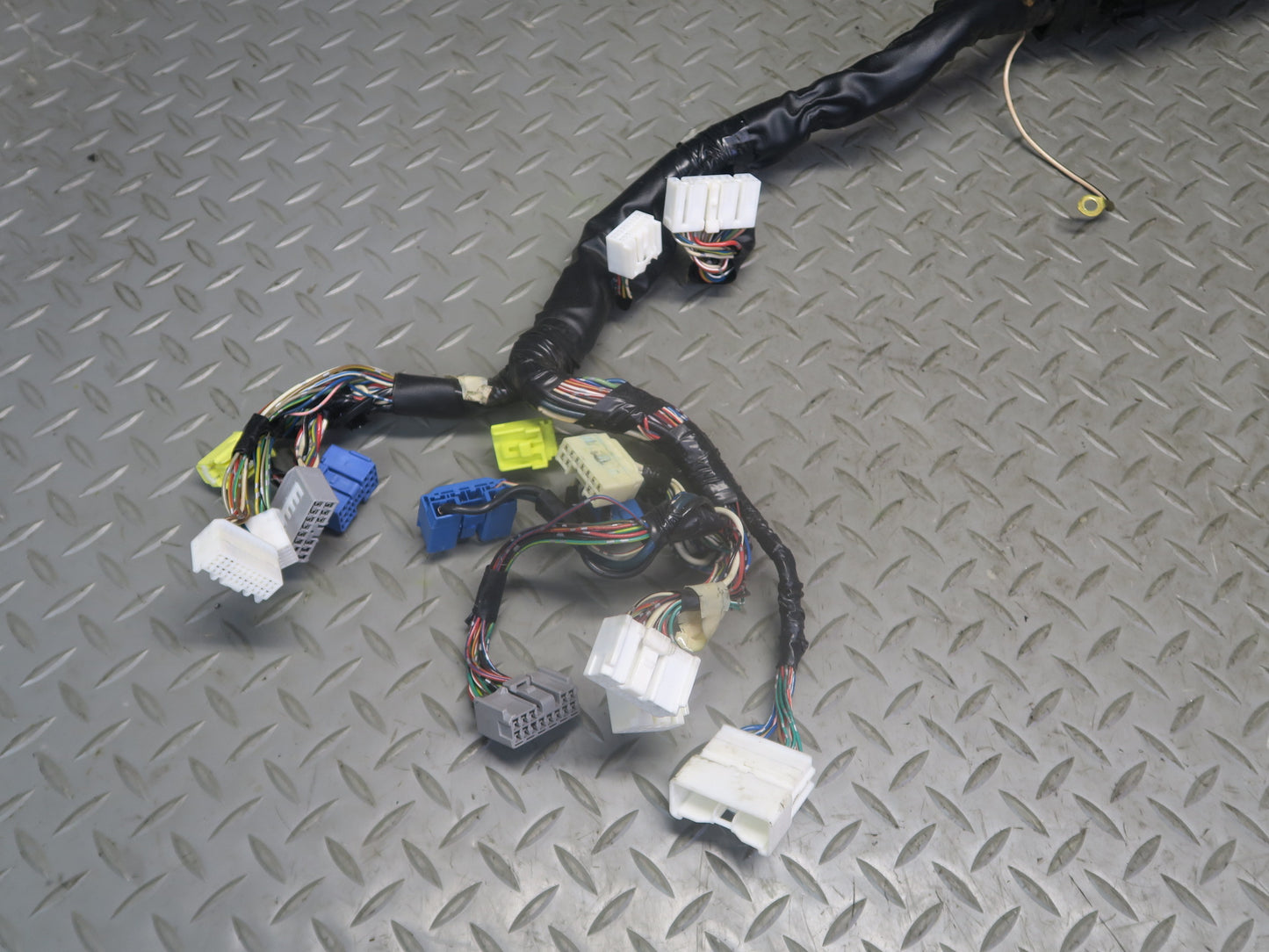 02-04 Lexus JCE10L IS300 A/T Dash Instrument Panel Wire Wiring Harness OEM