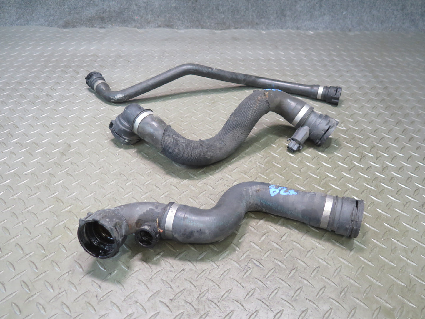 03-05 BMW E85 Z4 M54 Set of 3 Engine Cooling Radiator Hose Line OEM