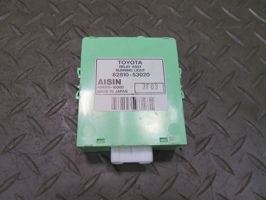 01-05 Lexus JCE10L IS300 Running Light Relay Module 82810-53020 OEM