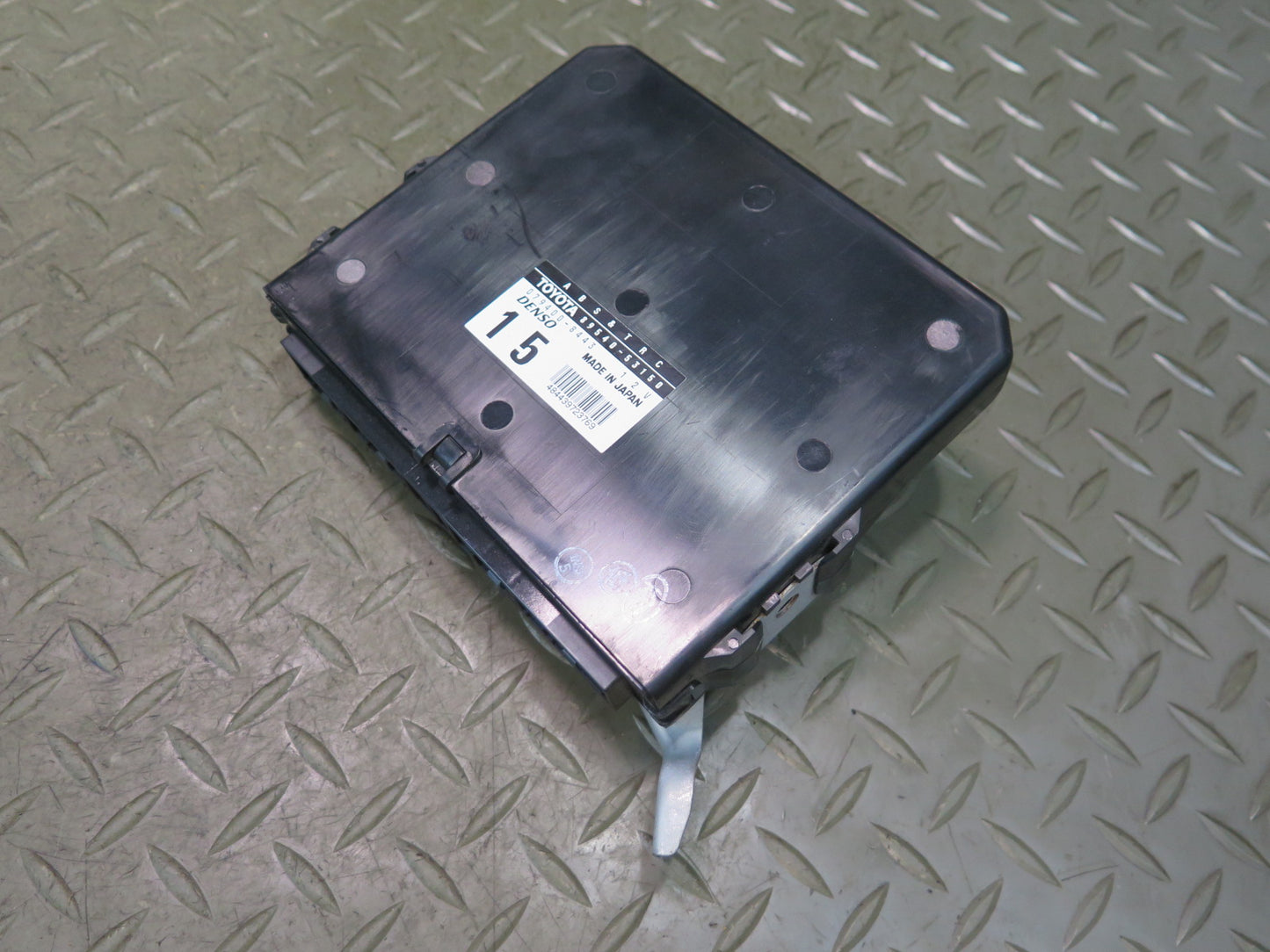 02-05 Lexus JCE10L IS300 ABS TRC Control Module Unit 89540-53150 OEM