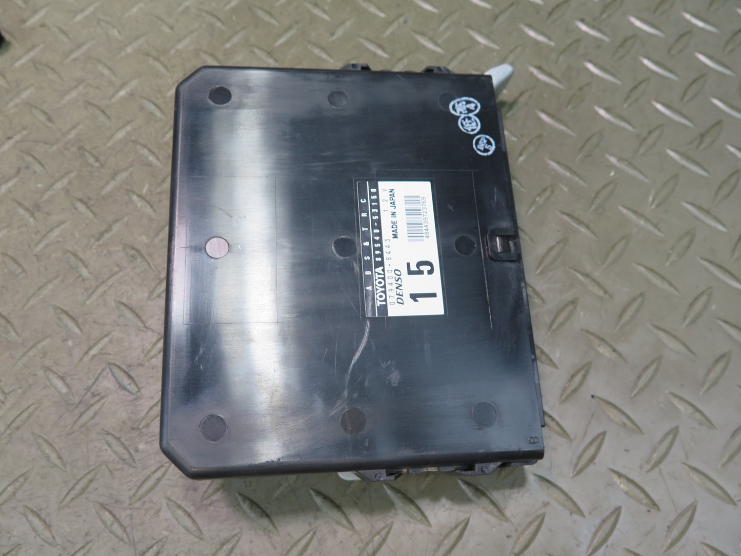 02-05 Lexus JCE10L IS300 ABS TRC Control Module Unit 89540-53150 OEM