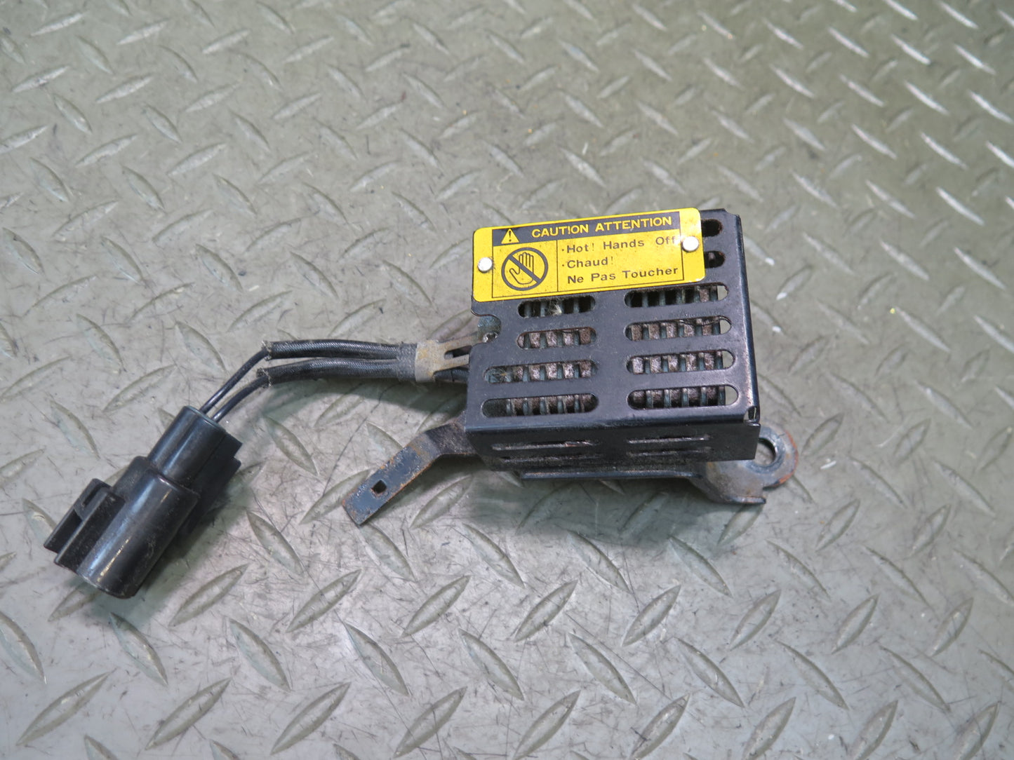 01-05 Lexus JCE10L IS300 Daytime Running Light Lamp Resistor 82695-53010