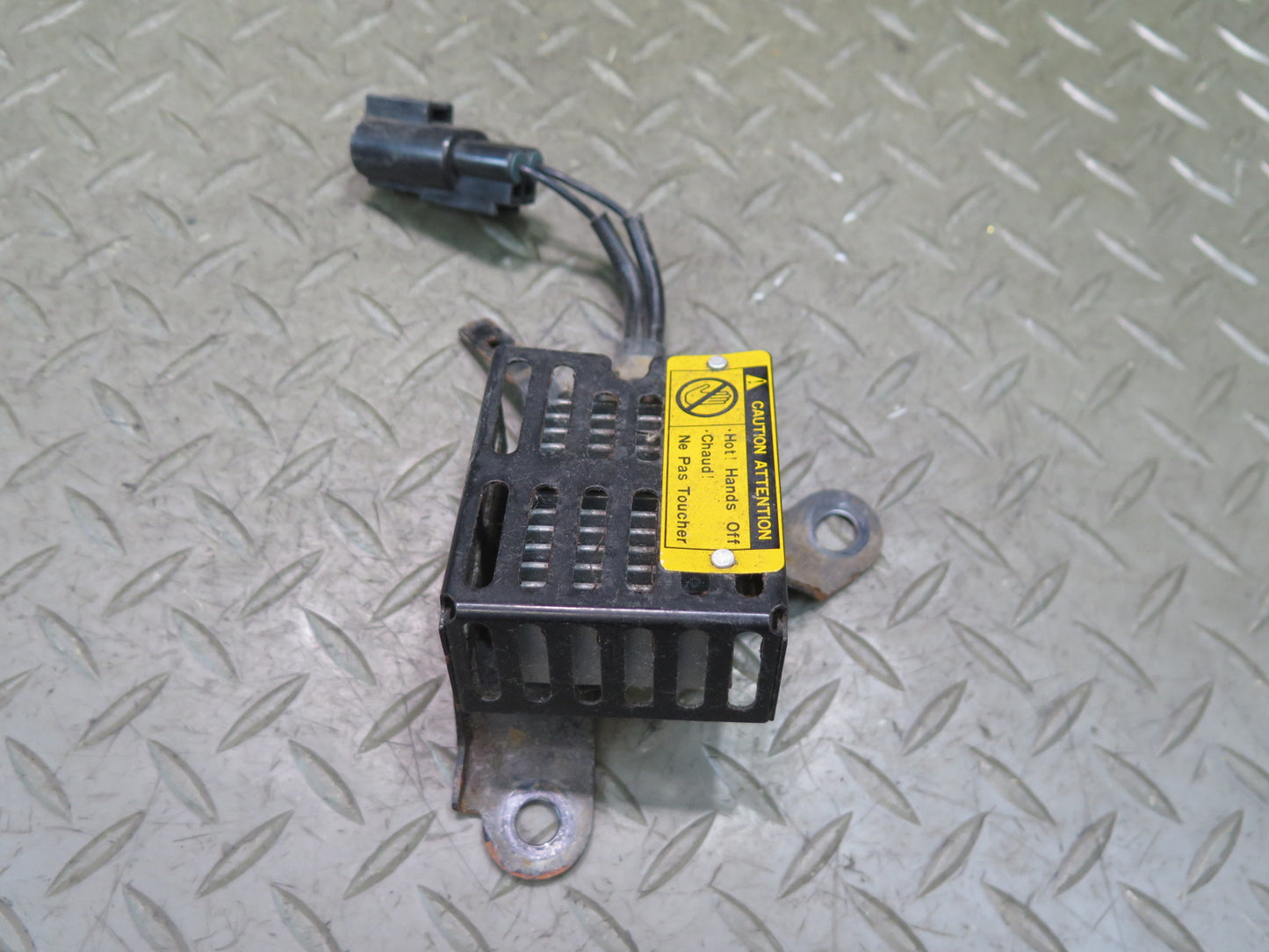 01-05 Lexus JCE10L IS300 Daytime Running Light Lamp Resistor 82695-53010