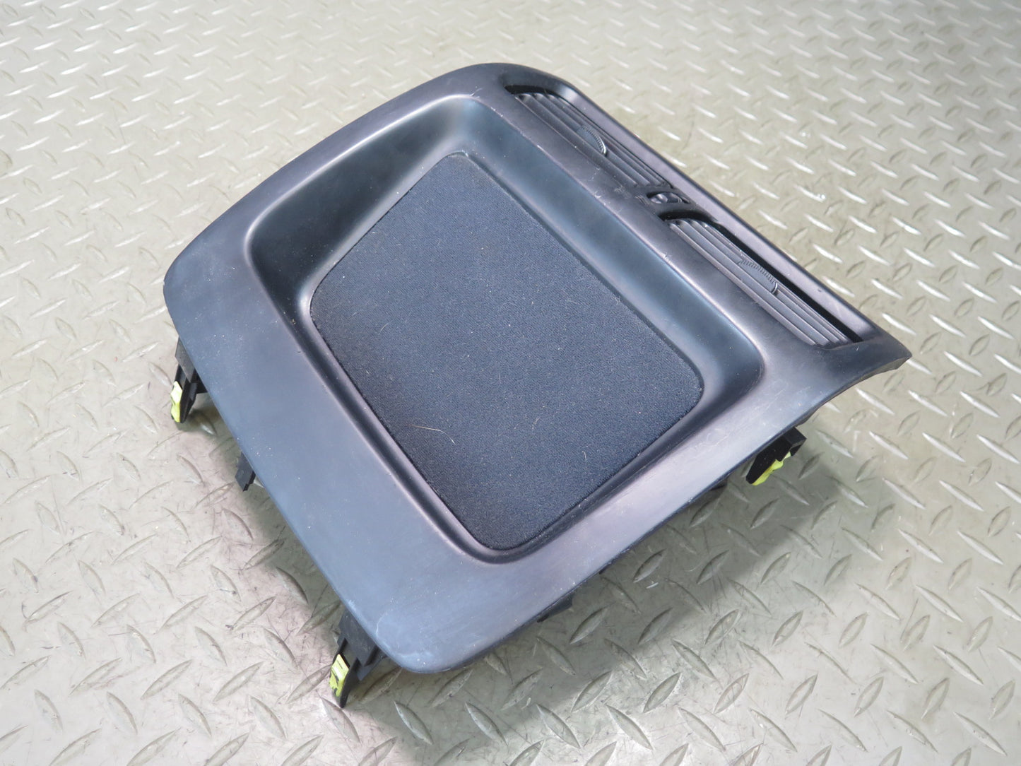 01-03 Lexus JCE10L IS300 Dash Front Center A/C Air Vent Grille Trim Panel OEM