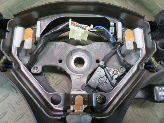 01-05 Lexus JCE10L IS300 A/T Leather Steering Wheel w Cruise Switch OEM