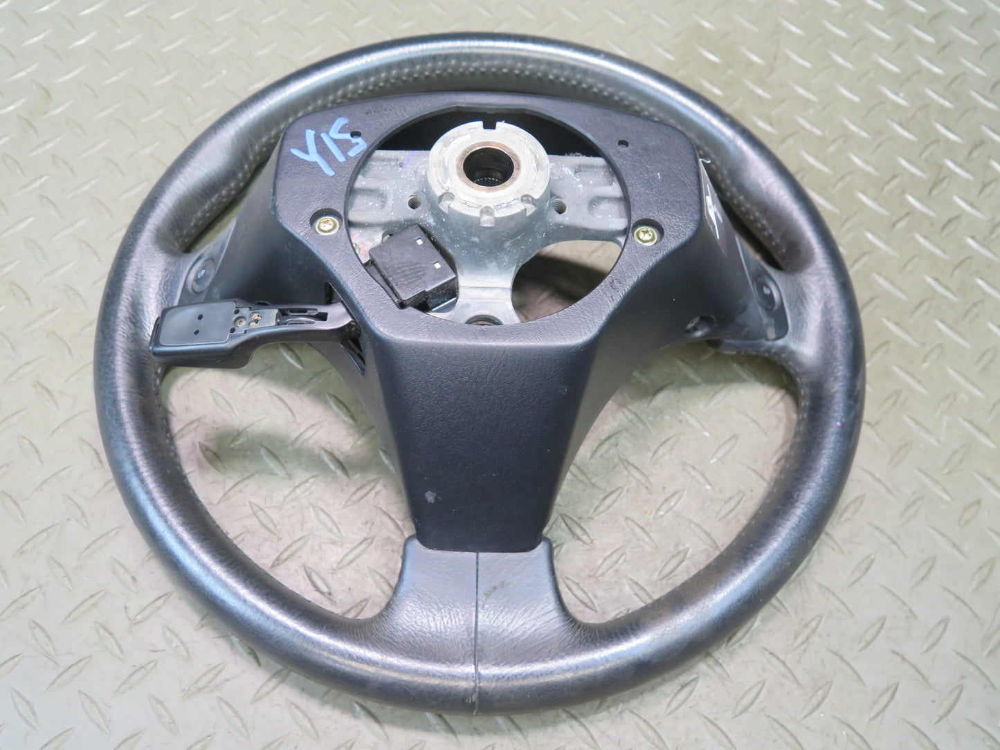 01-05 Lexus JCE10L IS300 A/T Leather Steering Wheel w Cruise Switch OEM