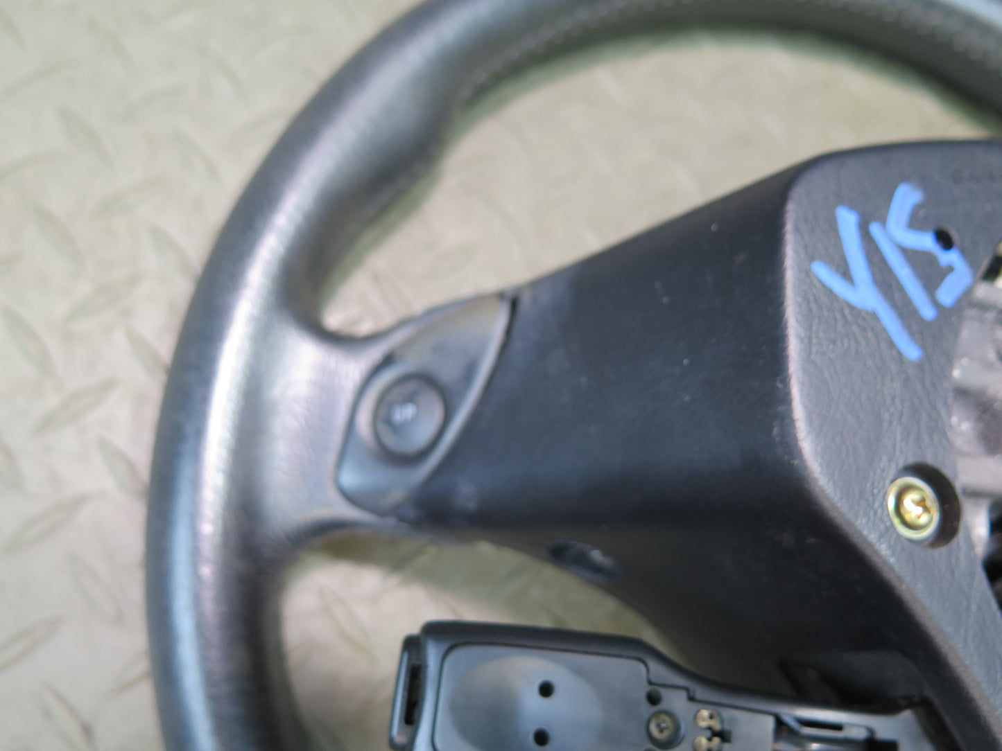 01-05 Lexus JCE10L IS300 A/T Leather Steering Wheel w Cruise Switch OEM