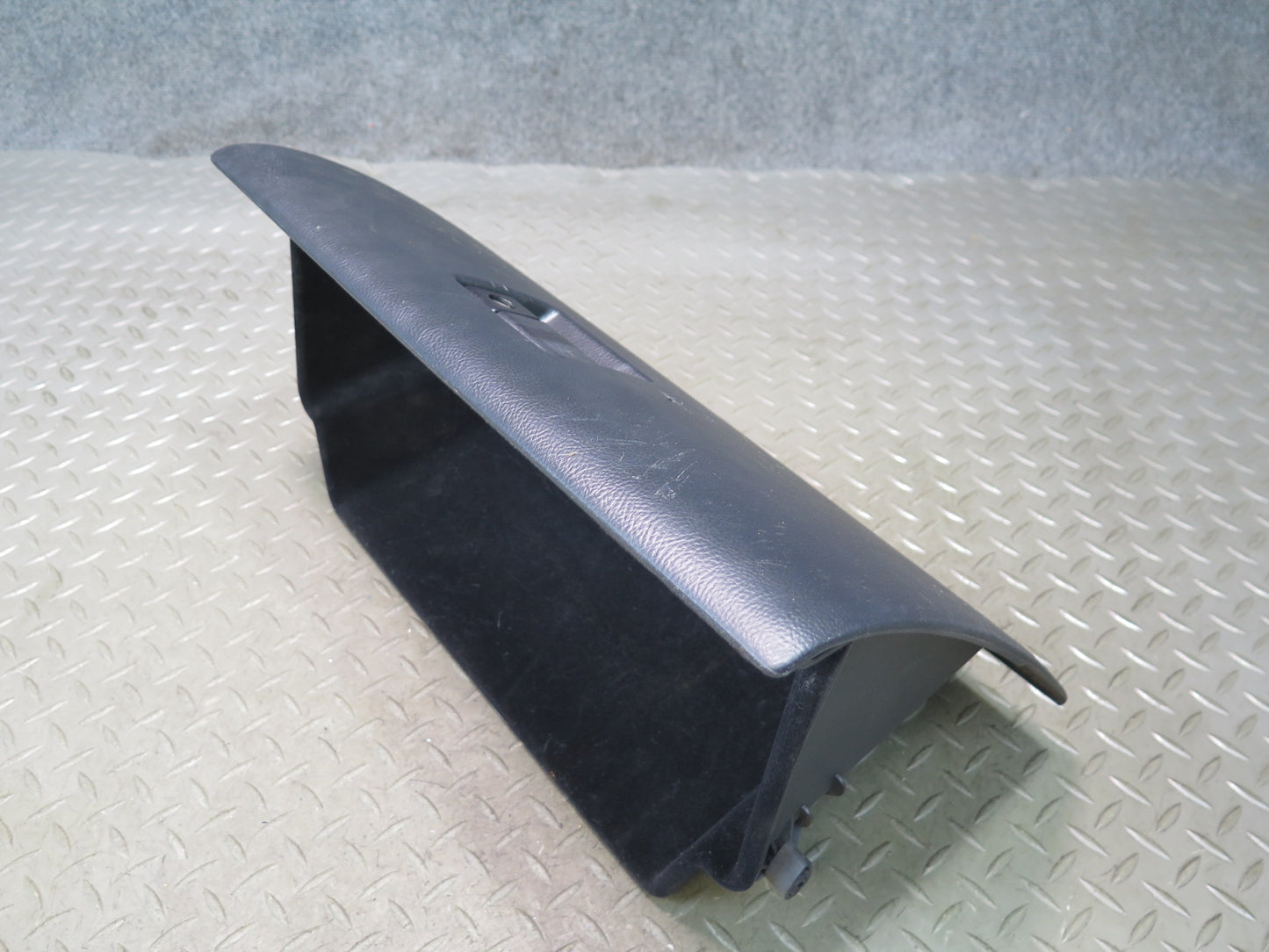 01-05 Lexus JCE10L IS300 Dash Glove Box Compartment Storage OEM